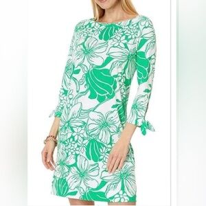 Brand New Lidia Boatneck Dress in 
Spearmint Oversized Kiss My Tulips, XL